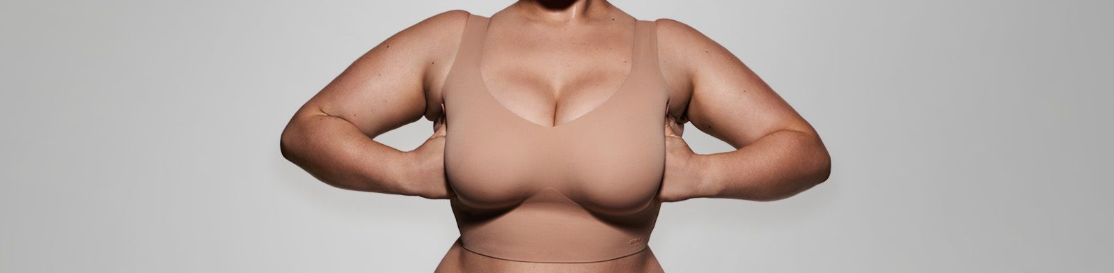 SKIMS How Should A Bra Fit?