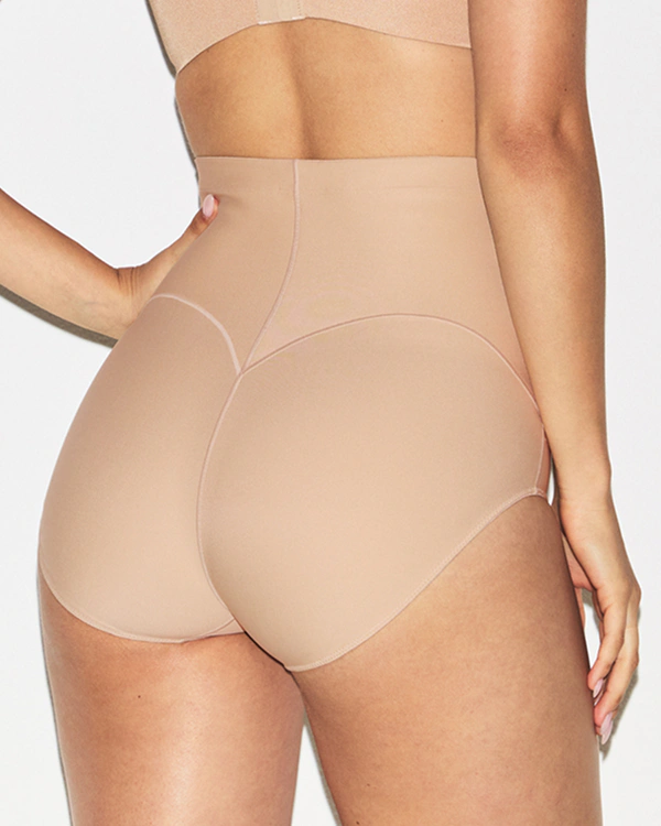 DISCOVER OUR SKIMS BODY INNOVATIONS